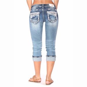 HP🎉Grace In LA Mid Rise Cropped Capri Jeans Plus